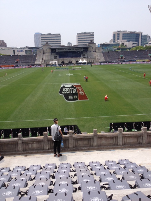 Game in Shanghai May 2017- Waiting for the game to start